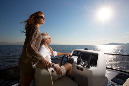 Location Yacht à moteur Bavaria Yachtbau Bavaria Virtess 420 Fly Marina Lav
