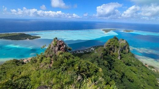 Bali Sailboat Jeanneau Sun Odyssey 42i alt tag text