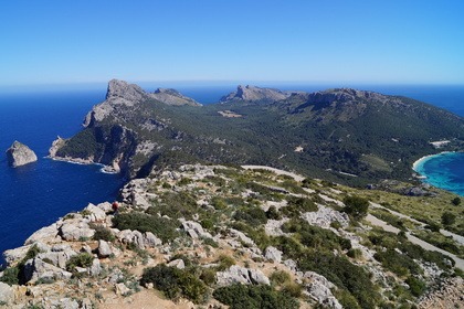GLOEDNIEUWE RIB 5MT, JE RIJDT MET 40PK MOTOR