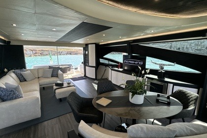 Pershing 90 - Sporting fly