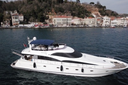Charter Motorboat Evet Azimut İstanbul