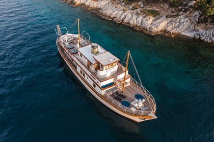 Hire Gulet CLASSIC YACHT GALLANT Trajektna Luka Split