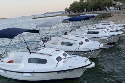 Hire Boat without licence  Mlaka sport Adria 500 Vodice