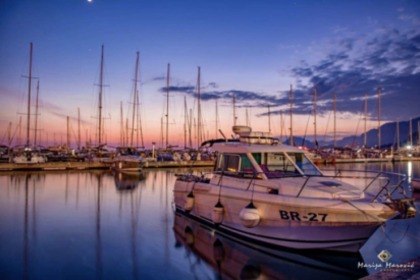 Jeanneau Merry Fisher 705 / All inclusive / Bar area