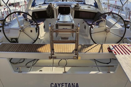 Verhuur Zeilboot Bénéteau Oceanis 48 - 4 cab. Marina di Portorosa