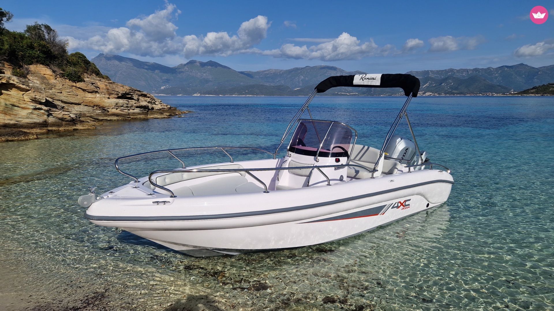Bateau à moteur 4XC H19CC 100cv