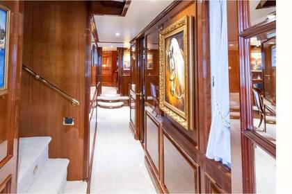 Luxury Benetti .Ready to Host You
