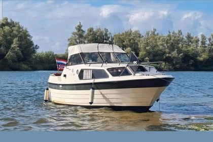 Verhuur Motorboot Spitsgatter Master 740 Raamsdonksveer