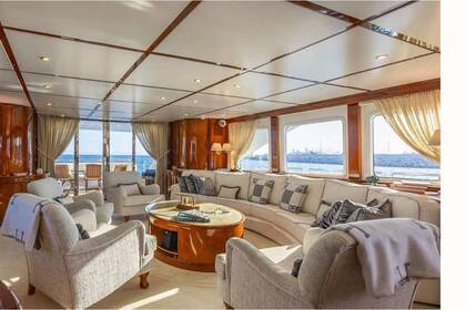 Luxury Benetti .Ready to Host You