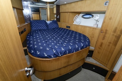 Last Minute Deal! Cantieri 55 Ft Yacht for Rent in Cancun, Mexico.