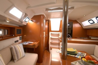 Miete Segelboot  Oceanis 34 Altefähr