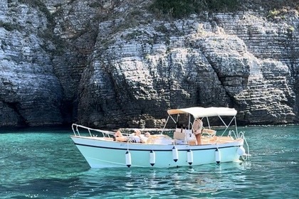 Alquiler Lancha CHICCO BOAT TOURS Murterino 28 Budva