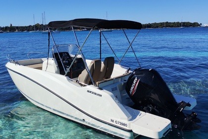 Hyra båt Motorbåt Quicksilver Activ 555 Open Mandelieu-la-Napoule