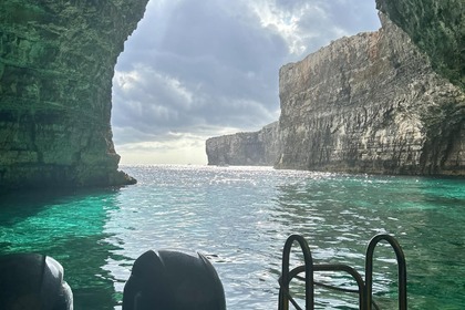 Miete Motorboot coronet motoring Malta