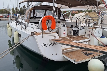 Charter Sailboat Jeanneau Sun Odyssey 440 Skiathos
