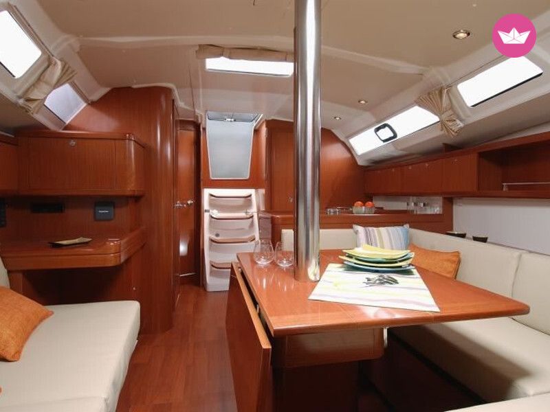 Voilier Beneteau Oceanis 37 11.48m 2
