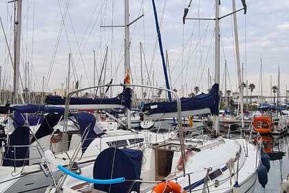 Sailboat Bavaria 32 Ideal for Families and Friends