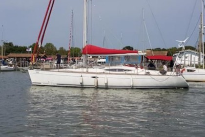 Charter Sailboat  Feeling 44 Quiberon