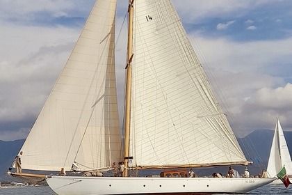 Charter Sailboat camper&nicholson camper&nicholson La Spezia