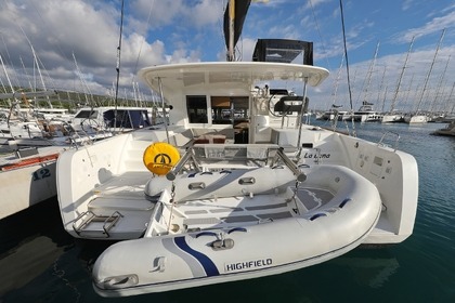 Hyra båt Katamaran LAGOON 40 Sukošan