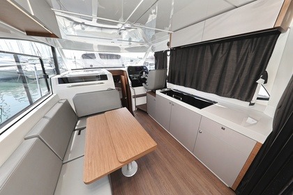 Hire Motorboat  Antares 11 Fly OB Pirovac
