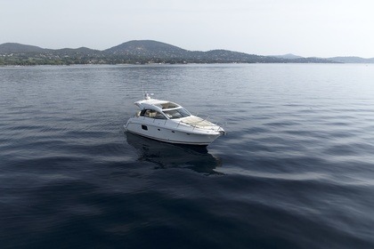 Location Bateau à moteur Jeanneau Prestige 38 s Le Lavandou