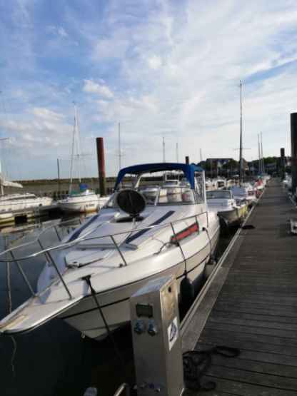 Location Bateau à moteur Four Winns Vista 235 Berck