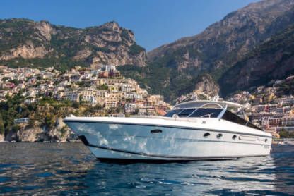 Charter Motorboat Itama 50 Positano