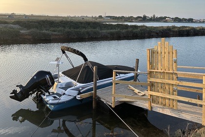 Miete Motorboot Bayliner m17 Marseillan