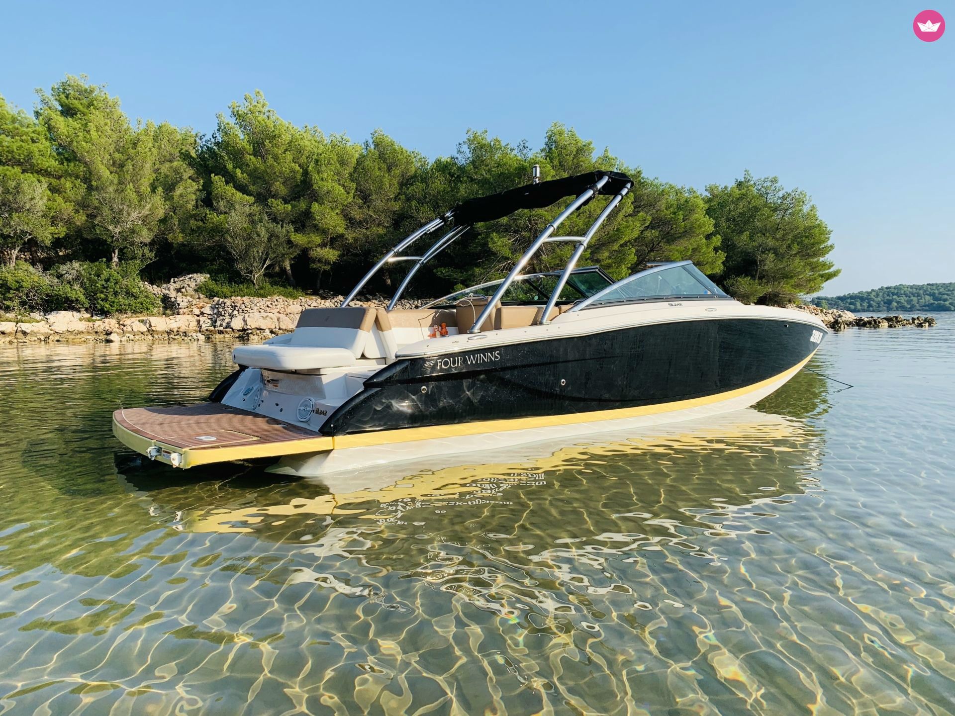 Motorboat Four Winns 242 Sl  