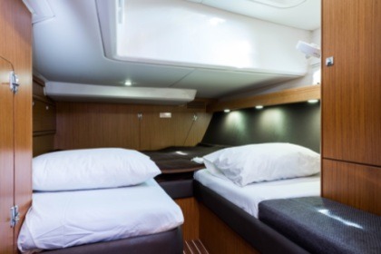 BREATHLESS - BAVARIA CRUISER 56