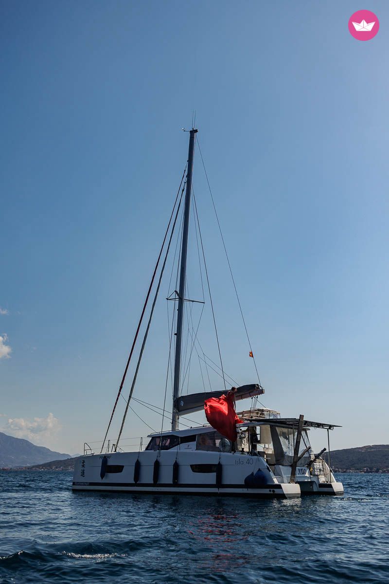 Catamaran Fountaine Pajot Isla 40 12m 3