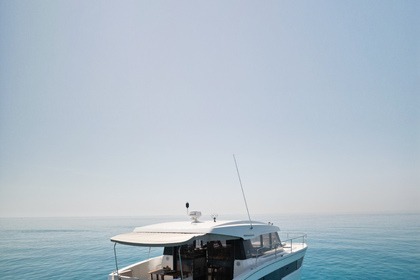 Set Sail in Luxury with Our 2023 Fountaine Pajot My4s Catamaran!