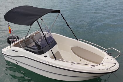 Without licence - B452 'Doris' - 4 people