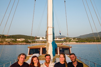 Alquiler Goleta Muharrem Ercan Caicco Turco Isola Rossa