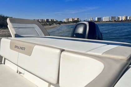 Bayliner VR6 Bowrider - Navega con INFINITY