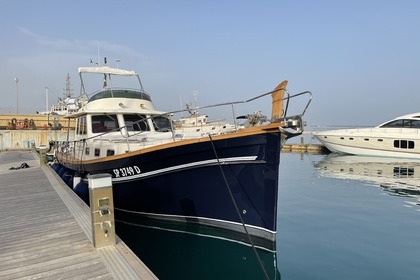 Location Bateau à moteur Menorquin 160 fly Marzamemi
