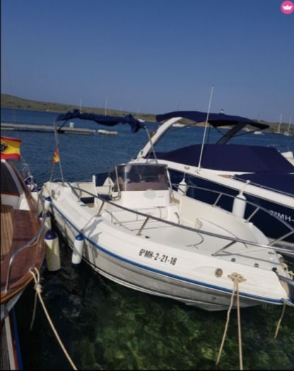 Location Bateau à moteur Ranieri Rancraft Millenium 19.20 Fornells
