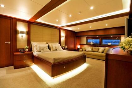 Gönnen Sie sich eine Auszeit auf einer 35m mit 4