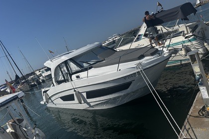 Charter Motorboat Beneteau Antares 9 Barcelona