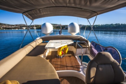 Luxury Motor Yacht Azimut 43 Fly in Dubrovnik Completely Renovated 2022