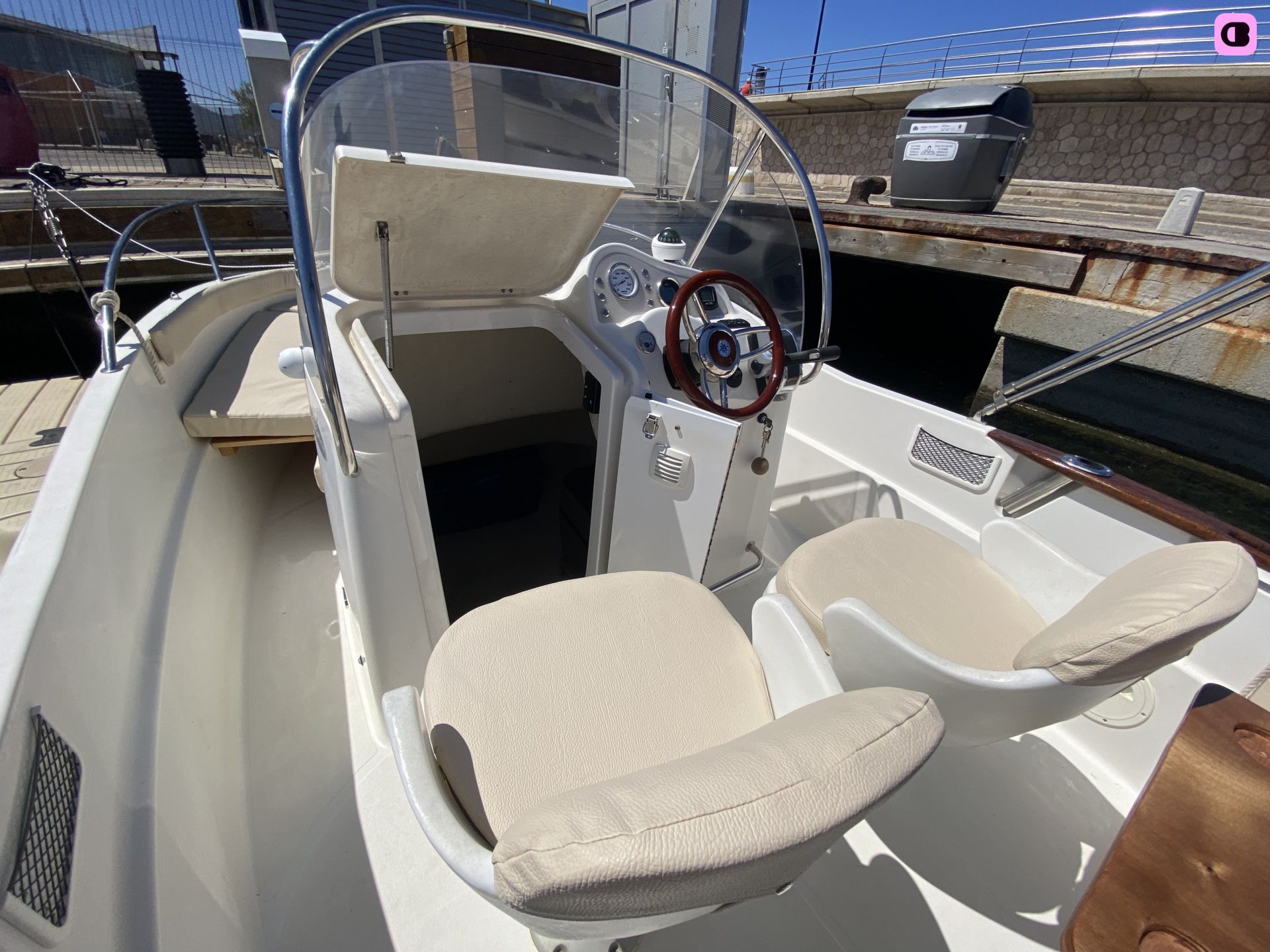 Bateau à moteur Quicksilver Flamingo 525 80cv 6