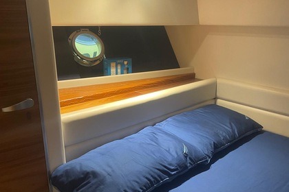 Tecnomarine C42 "Parthenope"