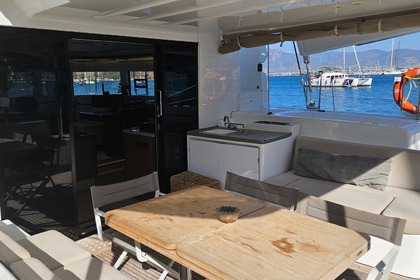 Lagoon 50 Owner's Version