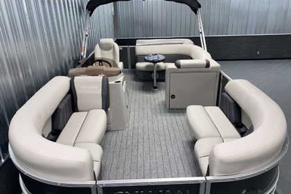 Sylvan Mirage 8520 for rent in Kelowna, BC!