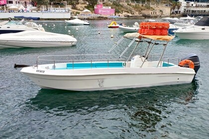 Hyra båt Motorbåt Buccaneer 24 ft open motorboat Malta