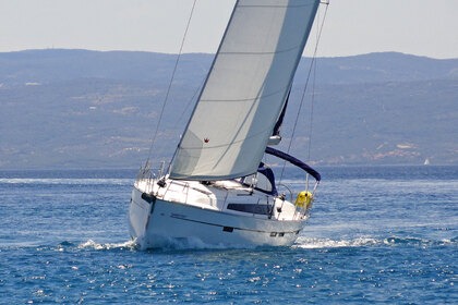 Hire Sailboat BAVARIA 46 Split