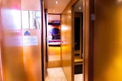 Custom built motor yacht special edition