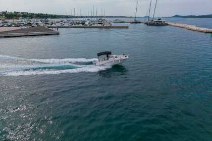 Location Bateau à moteur PRINCE 625 SUNDECK prince Općina Sveti Filip I Jakov