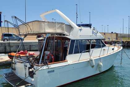 Location Bateau à moteur Atticu 00 Valence